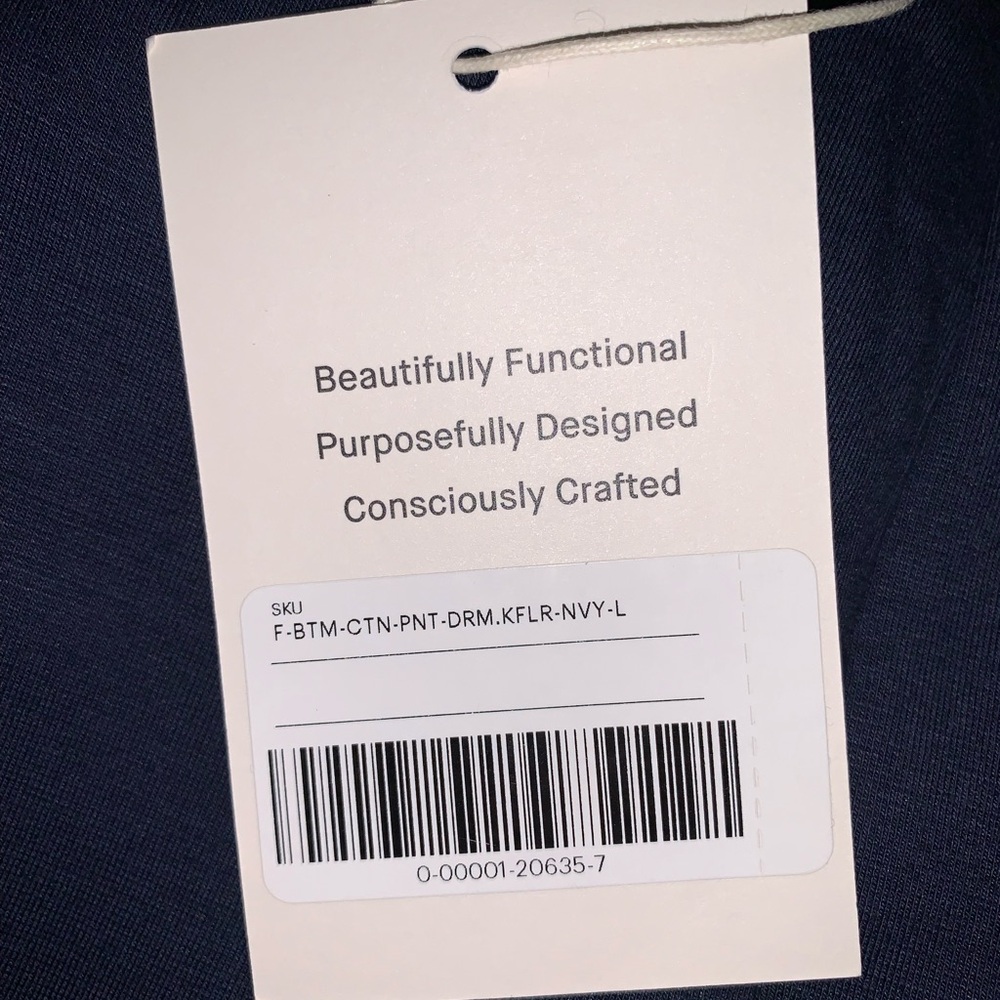 NWT Everlane The Dream Kick Flare Pin-tuck Side Zip Pull On Trouser Navy L - Picture 15 of 16